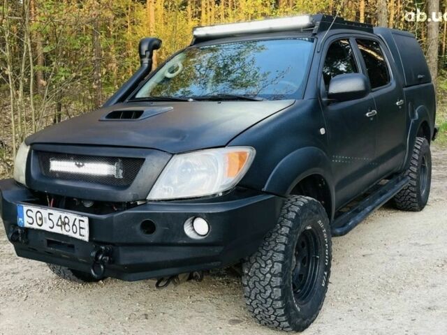 Черный Тойота Хайлюкс, объемом двигателя 0 л и пробегом 250 тыс. км за 2650 $, фото 2 на Automoto.ua