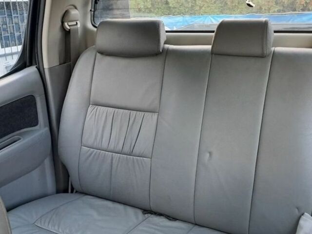 Черный Тойота Хайлюкс, объемом двигателя 3 л и пробегом 256 тыс. км за 3850 $, фото 8 на Automoto.ua