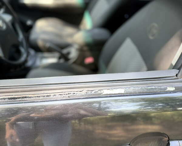 Чорний Тойота Хайлюкс, об'ємом двигуна 2.49 л та пробігом 377 тис. км за 12100 $, фото 32 на Automoto.ua