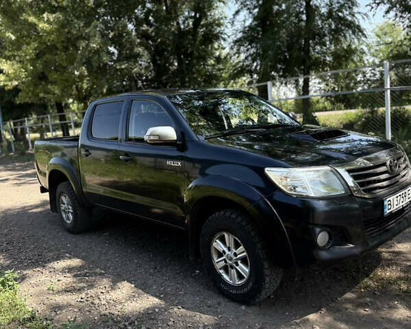 Чорний Тойота Хайлюкс, об'ємом двигуна 2.49 л та пробігом 377 тис. км за 12100 $, фото 2 на Automoto.ua