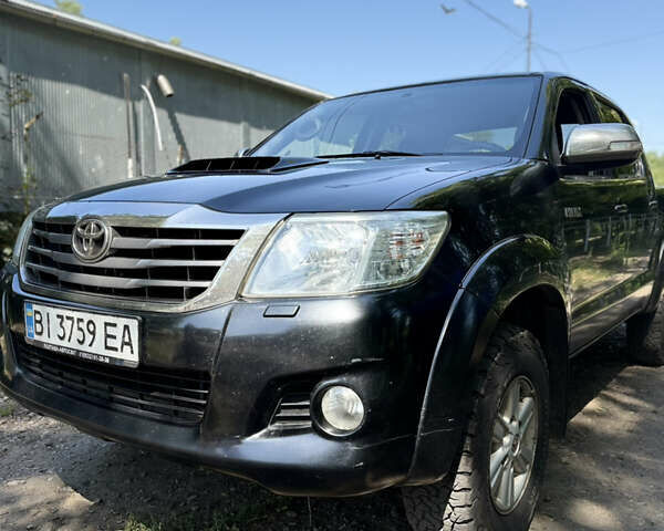 Чорний Тойота Хайлюкс, об'ємом двигуна 2.49 л та пробігом 377 тис. км за 12100 $, фото 20 на Automoto.ua