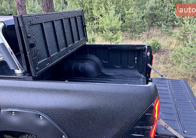 Чорний Тойота Хайлюкс, об'ємом двигуна 2.76 л та пробігом 397 тис. км за 30000 $, фото 21 на Automoto.ua
