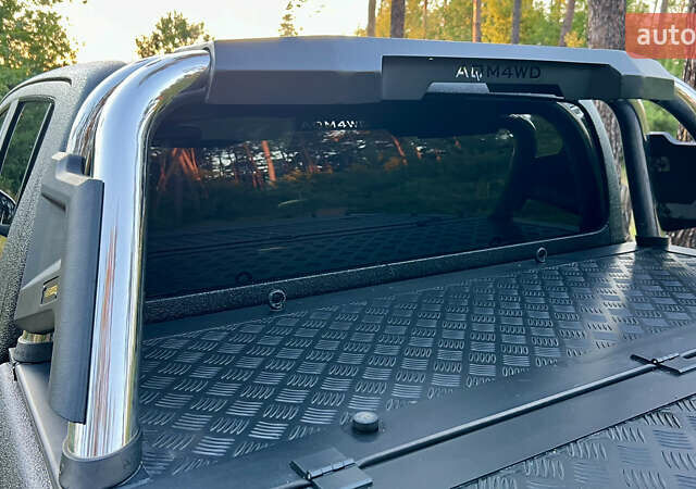 Чорний Тойота Хайлюкс, об'ємом двигуна 2.76 л та пробігом 397 тис. км за 30000 $, фото 20 на Automoto.ua