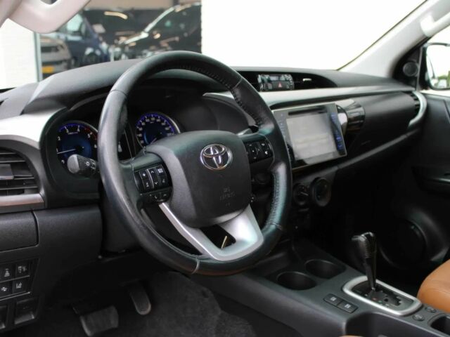 Чорний Тойота Хайлюкс, об'ємом двигуна 2.4 л та пробігом 68 тис. км за 8000 $, фото 8 на Automoto.ua