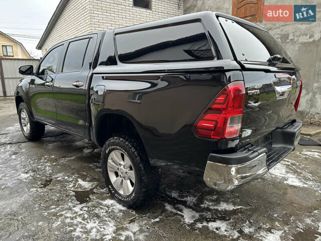 Черный Тойота Хайлюкс, объемом двигателя 2.8 л и пробегом 250 тыс. км за 23500 $, фото 5 на Automoto.ua
