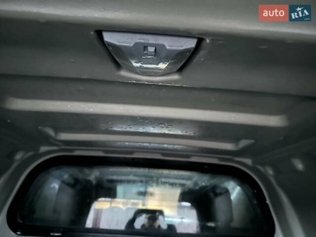 Черный Тойота Хайлюкс, объемом двигателя 2.8 л и пробегом 290 тыс. км за 23600 $, фото 13 на Automoto.ua