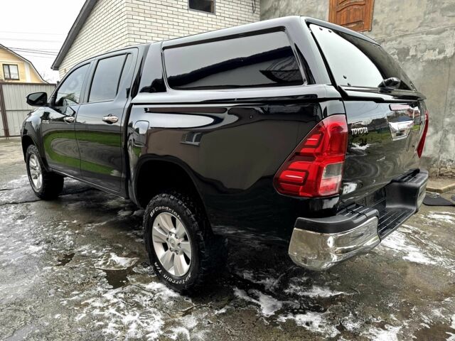 Черный Тойота Хайлюкс, объемом двигателя 2.8 л и пробегом 250 тыс. км за 23500 $, фото 5 на Automoto.ua
