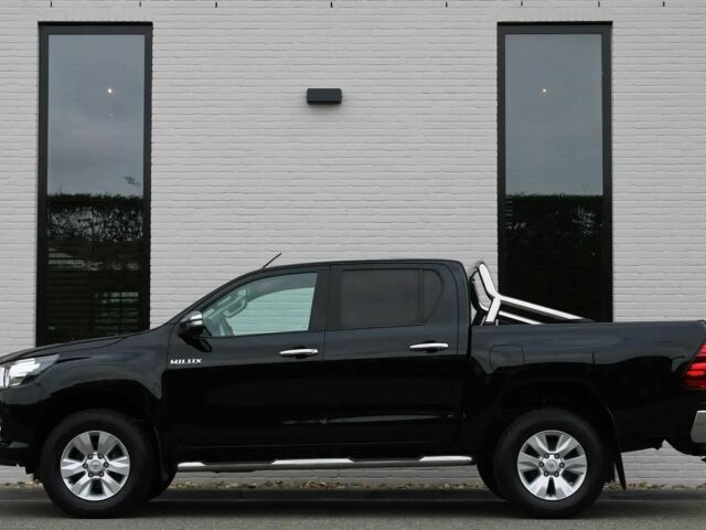 Чорний Тойота Хайлюкс, об'ємом двигуна 2.4 л та пробігом 68 тис. км за 8000 $, фото 2 на Automoto.ua