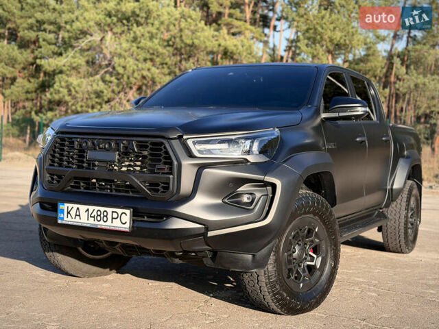 Черный Тойота Хайлюкс, объемом двигателя 2.76 л и пробегом 5 тыс. км за 64500 $, фото 10 на Automoto.ua