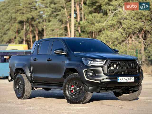 Черный Тойота Хайлюкс, объемом двигателя 2.76 л и пробегом 5 тыс. км за 64500 $, фото 20 на Automoto.ua