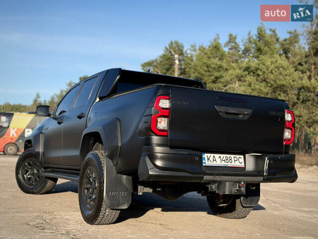 Черный Тойота Хайлюкс, объемом двигателя 2.76 л и пробегом 5 тыс. км за 64500 $, фото 32 на Automoto.ua