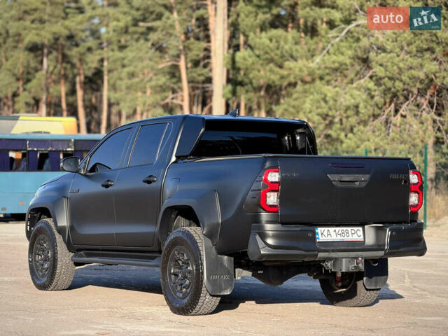 Черный Тойота Хайлюкс, объемом двигателя 2.76 л и пробегом 5 тыс. км за 64500 $, фото 35 на Automoto.ua