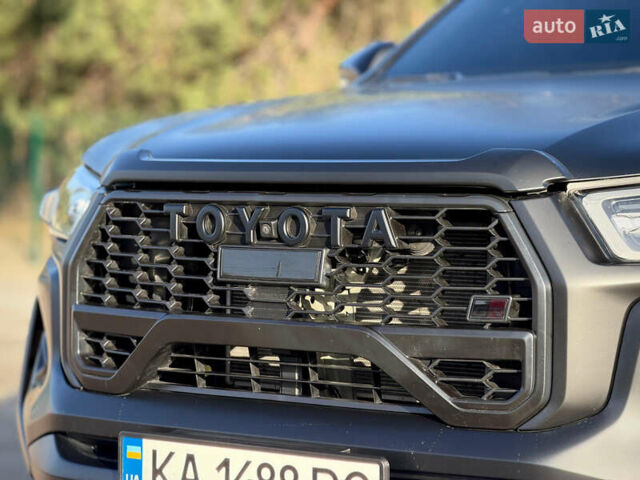 Черный Тойота Хайлюкс, объемом двигателя 2.76 л и пробегом 5 тыс. км за 64500 $, фото 14 на Automoto.ua