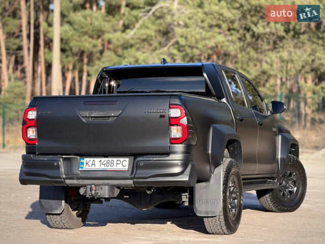 Черный Тойота Хайлюкс, объемом двигателя 2.76 л и пробегом 5 тыс. км за 64500 $, фото 27 на Automoto.ua