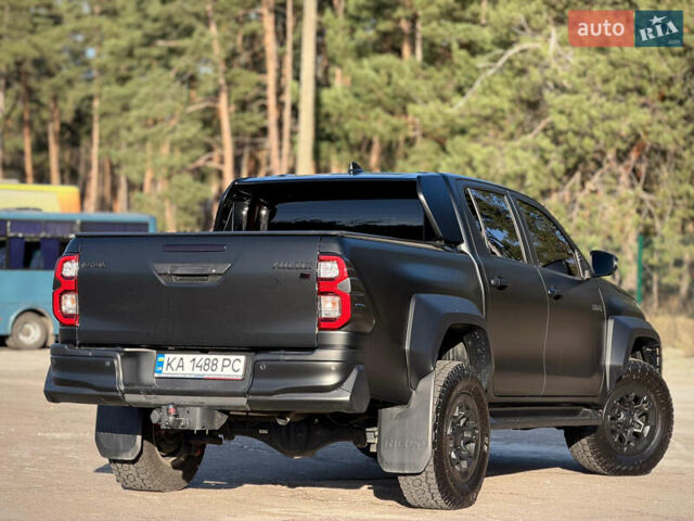 Черный Тойота Хайлюкс, объемом двигателя 2.76 л и пробегом 5 тыс. км за 64500 $, фото 28 на Automoto.ua