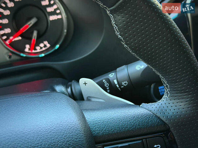 Черный Тойота Хайлюкс, объемом двигателя 2.76 л и пробегом 5 тыс. км за 64500 $, фото 55 на Automoto.ua