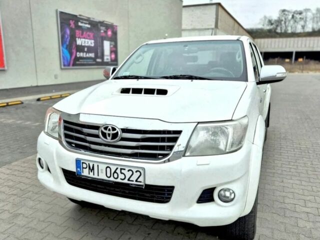 Черный Тойота Хайлюкс, объемом двигателя 2.5 л и пробегом 230 тыс. км за 2950 $, фото 1 на Automoto.ua