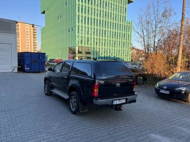 Черный Тойота Хайлюкс, объемом двигателя 3 л и пробегом 219 тыс. км за 4500 $, фото 3 на Automoto.ua