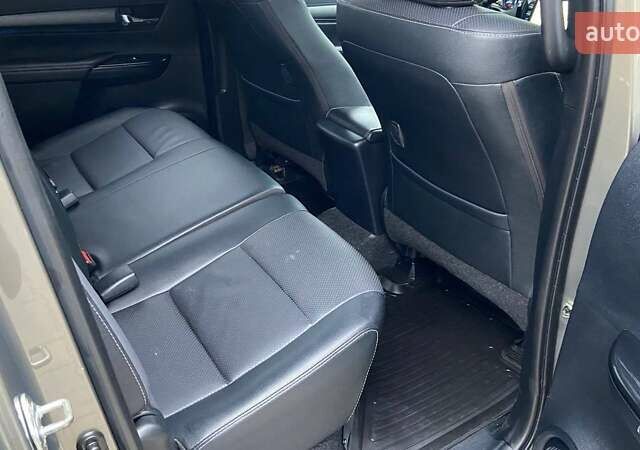 Коричневый Тойота Хайлюкс, объемом двигателя 2.76 л и пробегом 211 тыс. км за 35500 $, фото 6 на Automoto.ua