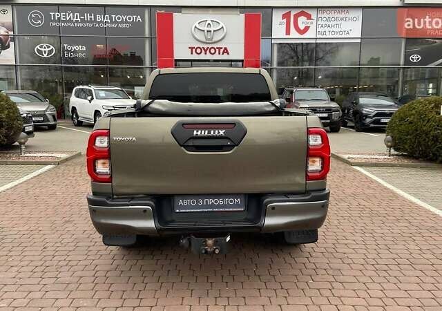 Коричневый Тойота Хайлюкс, объемом двигателя 2.76 л и пробегом 211 тыс. км за 35500 $, фото 3 на Automoto.ua