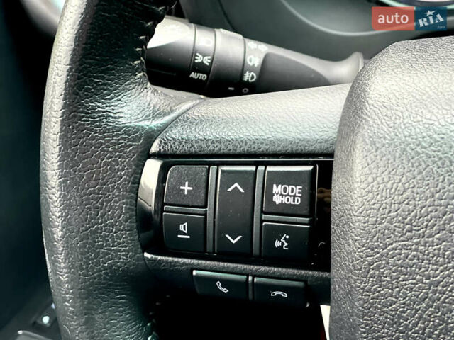 Красный Тойота Хайлюкс, объемом двигателя 2.4 л и пробегом 57 тыс. км за 35000 $, фото 37 на Automoto.ua