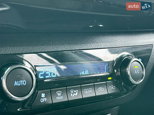 Красный Тойота Хайлюкс, объемом двигателя 2.4 л и пробегом 57 тыс. км за 35000 $, фото 39 на Automoto.ua