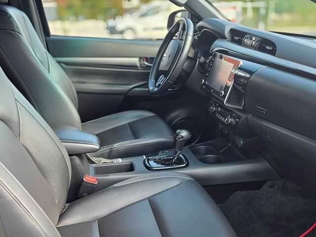 Красный Тойота Хайлюкс, объемом двигателя 2.8 л и пробегом 21 тыс. км за 13000 $, фото 9 на Automoto.ua