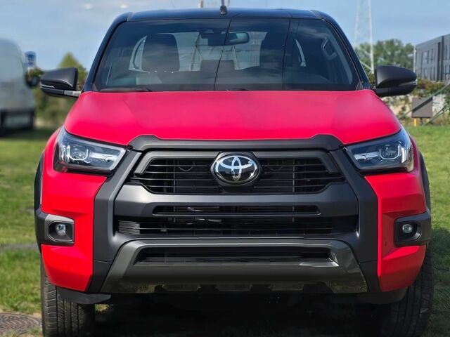 Красный Тойота Хайлюкс, объемом двигателя 2.8 л и пробегом 21 тыс. км за 13000 $, фото 1 на Automoto.ua