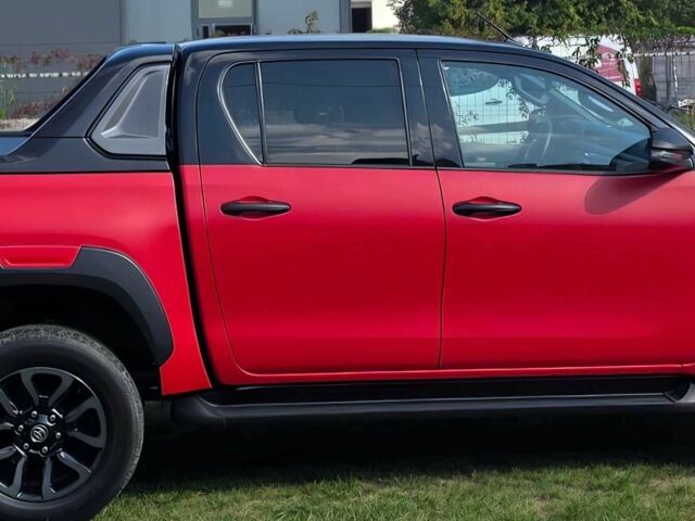 Красный Тойота Хайлюкс, объемом двигателя 2.8 л и пробегом 21 тыс. км за 13000 $, фото 5 на Automoto.ua