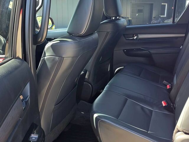 Красный Тойота Хайлюкс, объемом двигателя 2.8 л и пробегом 21 тыс. км за 13000 $, фото 10 на Automoto.ua