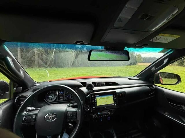 Червоний Тойота Хайлюкс, об'ємом двигуна 2 л та пробігом 11 тис. км за 26000 $, фото 9 на Automoto.ua