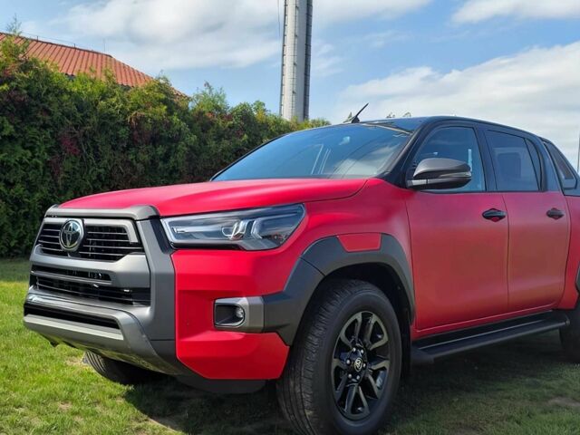 Красный Тойота Хайлюкс, объемом двигателя 2.8 л и пробегом 21 тыс. км за 13000 $, фото 2 на Automoto.ua