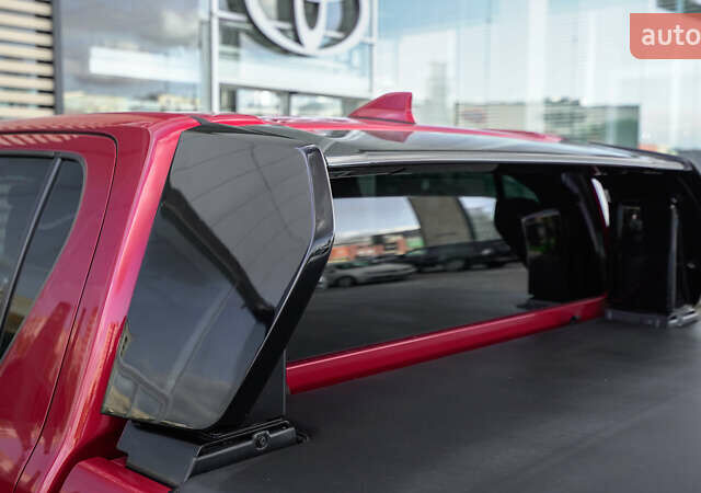 Червоний Тойота Хайлюкс, об'ємом двигуна 2.76 л та пробігом 2 тис. км за 56631 $, фото 14 на Automoto.ua