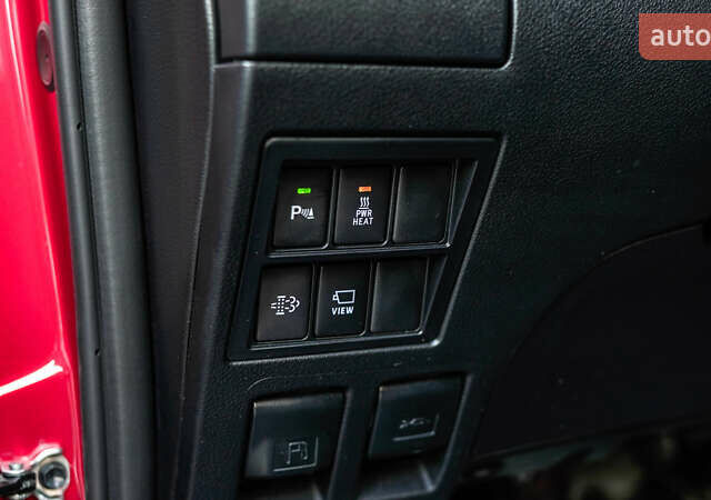 Червоний Тойота Хайлюкс, об'ємом двигуна 2.76 л та пробігом 2 тис. км за 56631 $, фото 21 на Automoto.ua