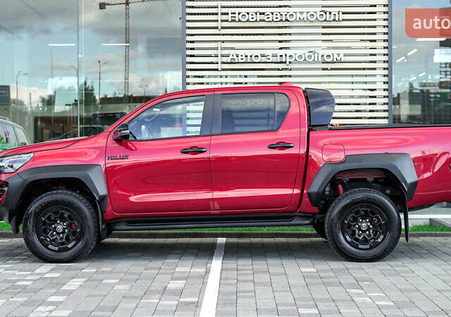 Червоний Тойота Хайлюкс, об'ємом двигуна 2.76 л та пробігом 2 тис. км за 56631 $, фото 2 на Automoto.ua