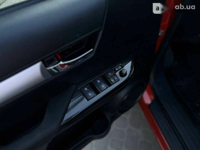 Тойота Хайлюкс 2016 в Львове на Automoto.ua Тойота Хайлюкс, объемом двигателя 2.8 л и пробегом 334 тыс. км за 28500 $, фото 18 на Automoto.ua