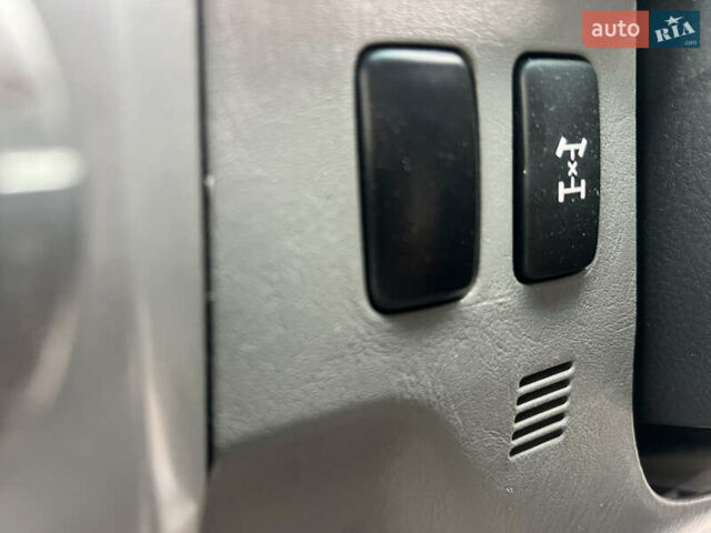 Тойота Хайлюкс, об'ємом двигуна 3.4 л та пробігом 312 тис. км за 11500 $, фото 23 на Automoto.ua