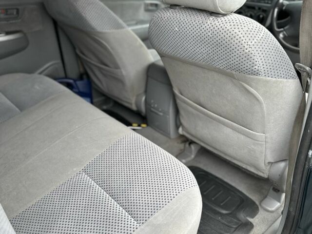 Тойота Хайлюкс, объемом двигателя 2.5 л и пробегом 165 тыс. км за 6400 $, фото 16 на Automoto.ua