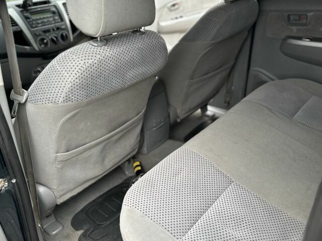 Тойота Хайлюкс, объемом двигателя 2.5 л и пробегом 165 тыс. км за 6400 $, фото 17 на Automoto.ua