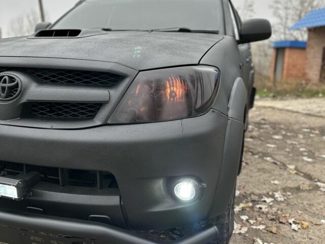 Тойота Хайлюкс, объемом двигателя 2.5 л и пробегом 165 тыс. км за 6400 $, фото 12 на Automoto.ua