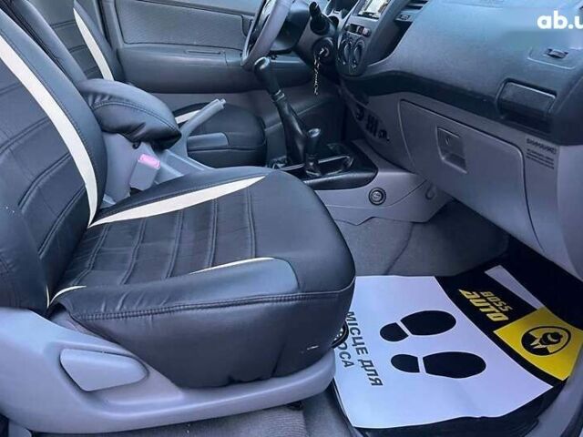 Тойота Хайлюкс, об'ємом двигуна 2.5 л та пробігом 310 тис. км за 19500 $, фото 16 на Automoto.ua