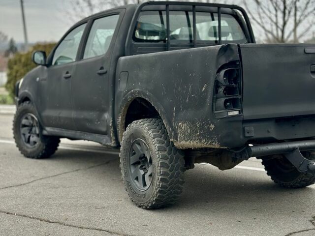 Тойота Хайлюкс, объемом двигателя 2.5 л и пробегом 200 тыс. км за 5500 $, фото 5 на Automoto.ua