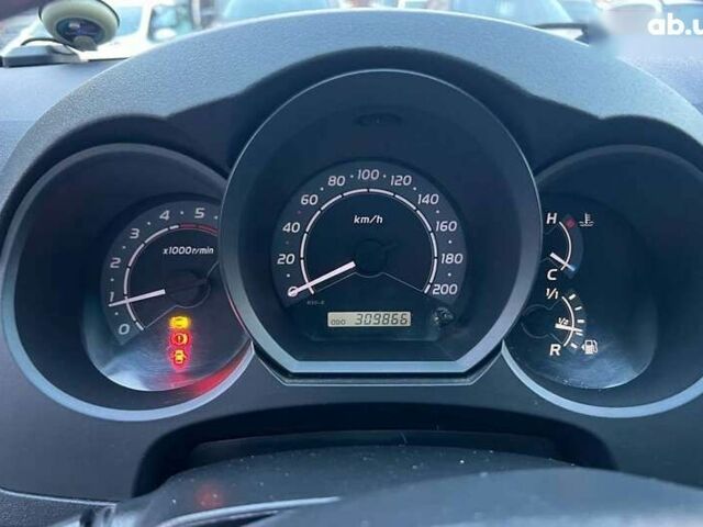 Тойота Хайлюкс, об'ємом двигуна 2.5 л та пробігом 310 тис. км за 19500 $, фото 8 на Automoto.ua