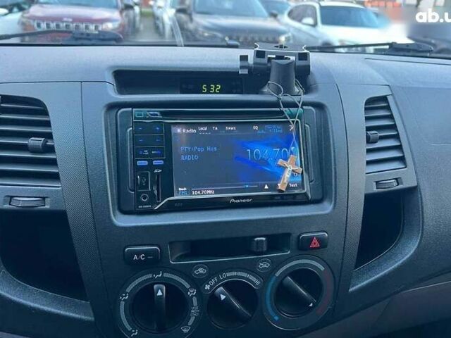 Тойота Хайлюкс, об'ємом двигуна 2.5 л та пробігом 310 тис. км за 19500 $, фото 9 на Automoto.ua