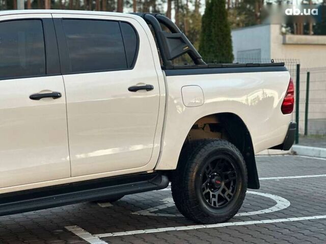 Тойота Хайлюкс, объемом двигателя 2.8 л и пробегом 250 тыс. км за 29950 $, фото 1 на Automoto.ua