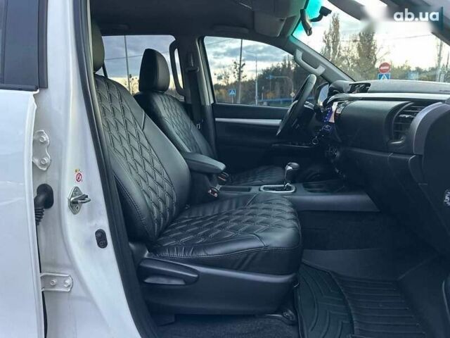 Тойота Хайлюкс, объемом двигателя 2.8 л и пробегом 250 тыс. км за 29950 $, фото 23 на Automoto.ua