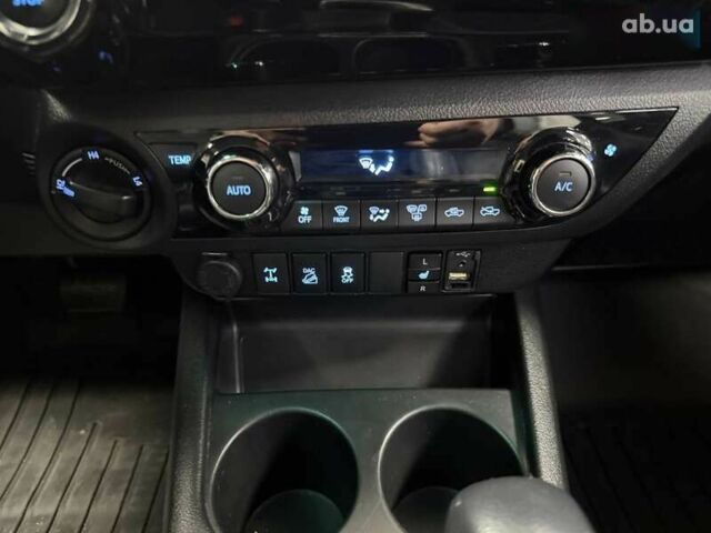 Тойота Хайлюкс, об'ємом двигуна 0 л та пробігом 131 тис. км за 30990 $, фото 26 на Automoto.ua