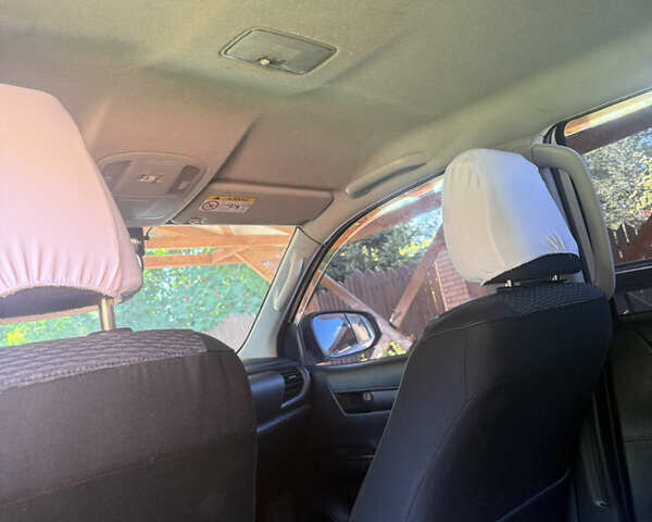 Тойота Хайлюкс, об'ємом двигуна 2.4 л та пробігом 112 тис. км за 30999 $, фото 10 на Automoto.ua