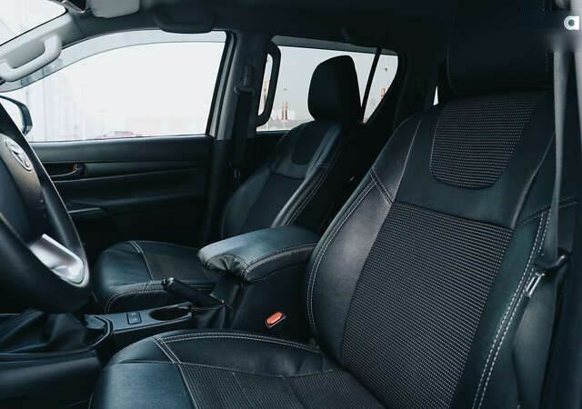 Тойота Хайлюкс, объемом двигателя 2.4 л и пробегом 74 тыс. км за 29999 $, фото 27 на Automoto.ua