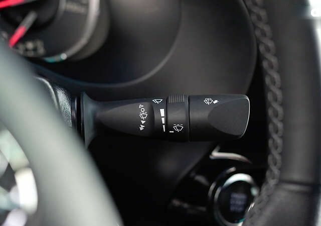 Тойота Хайлюкс, об'ємом двигуна 2.8 л та пробігом 2 тис. км за 58108 $, фото 26 на Automoto.ua